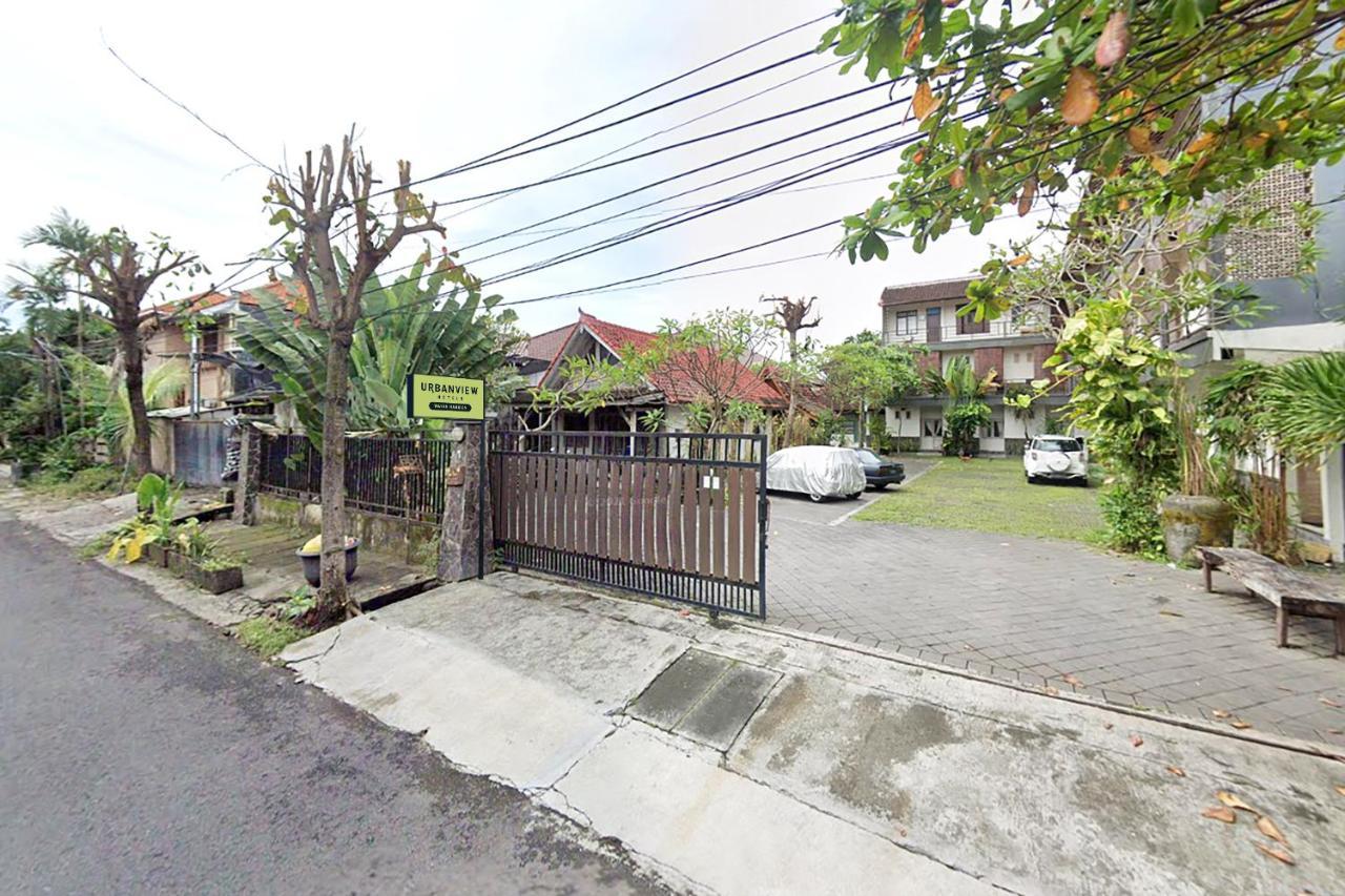 Urbanview Hotel Wayan Mansion Denpasar Dış mekan fotoğraf